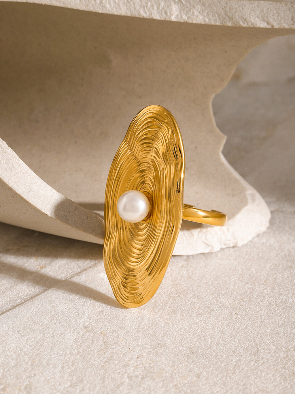 Pearl Ring — Gold Titanium Steel — Svelte Chic