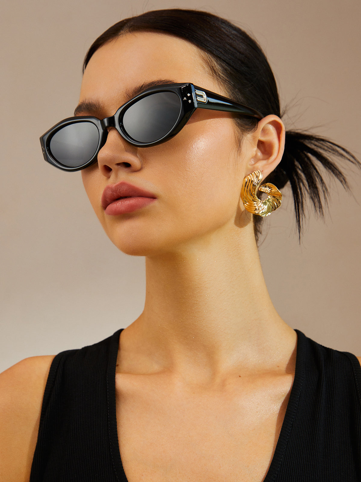 Vintage Cat Eye Sunglasses — Black & Gold in Black — Svelte Chic