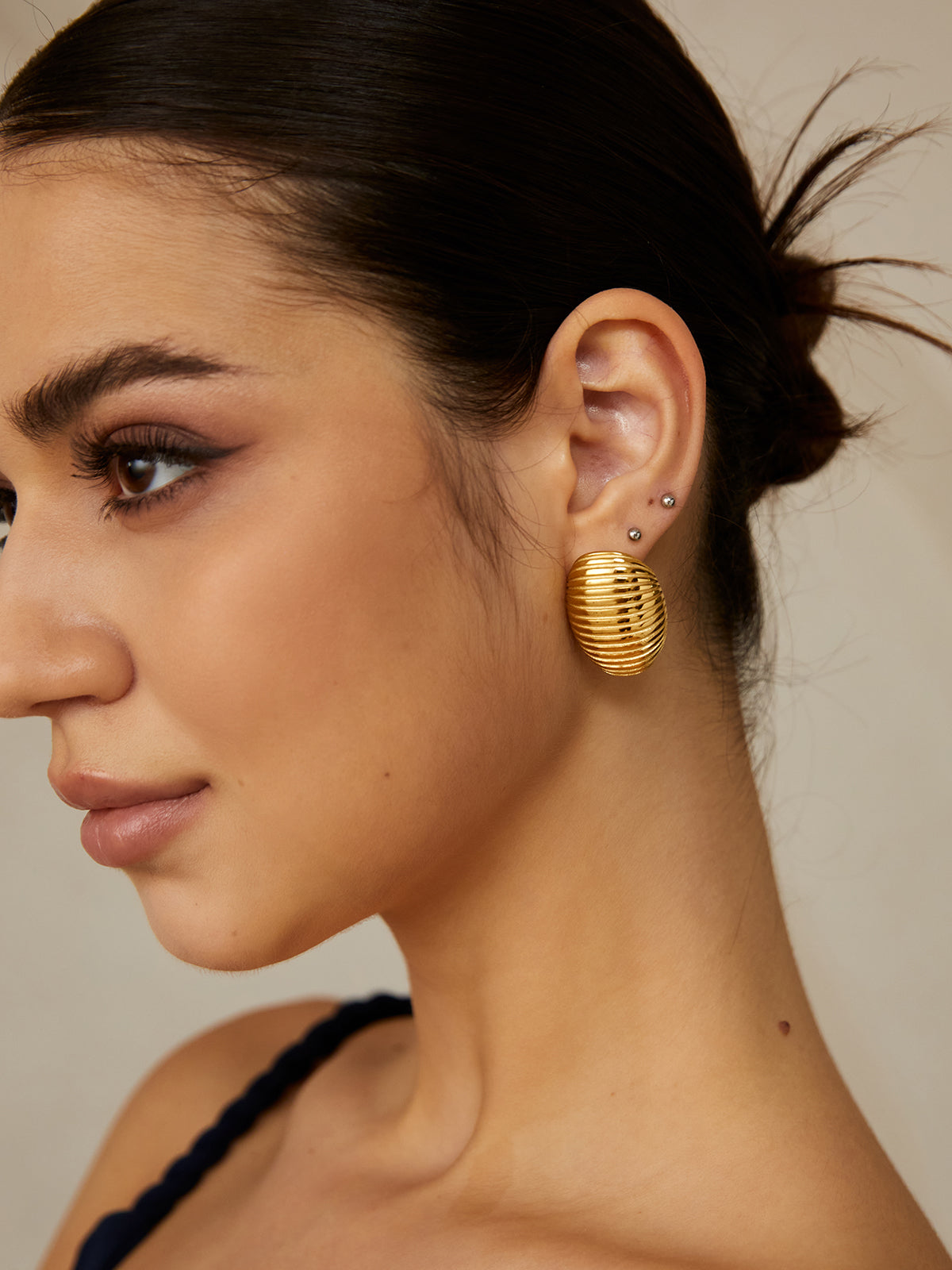 Ribbed Half Hoop Earrings — Svelte Chic