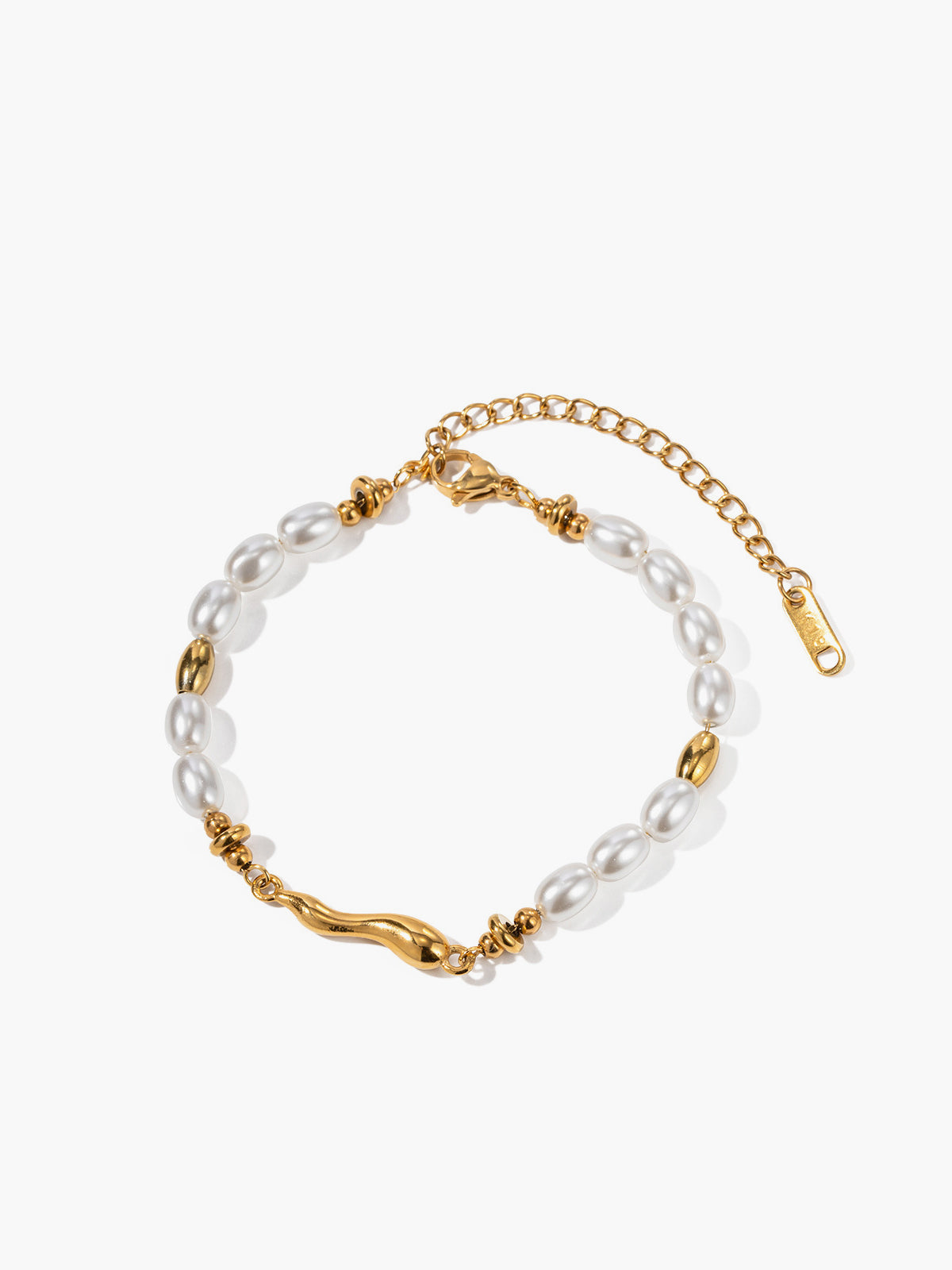 Rippled Pearl Bracelet — Svelte Chic