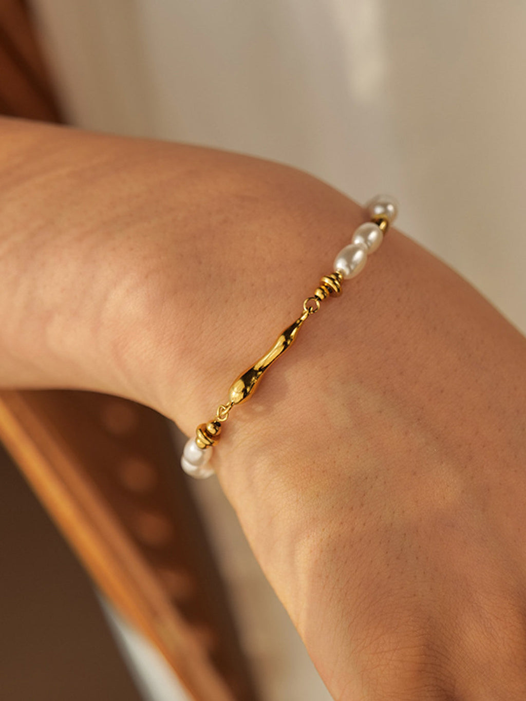 Rippled Pearl Bracelet in Gold — Svelte Chic