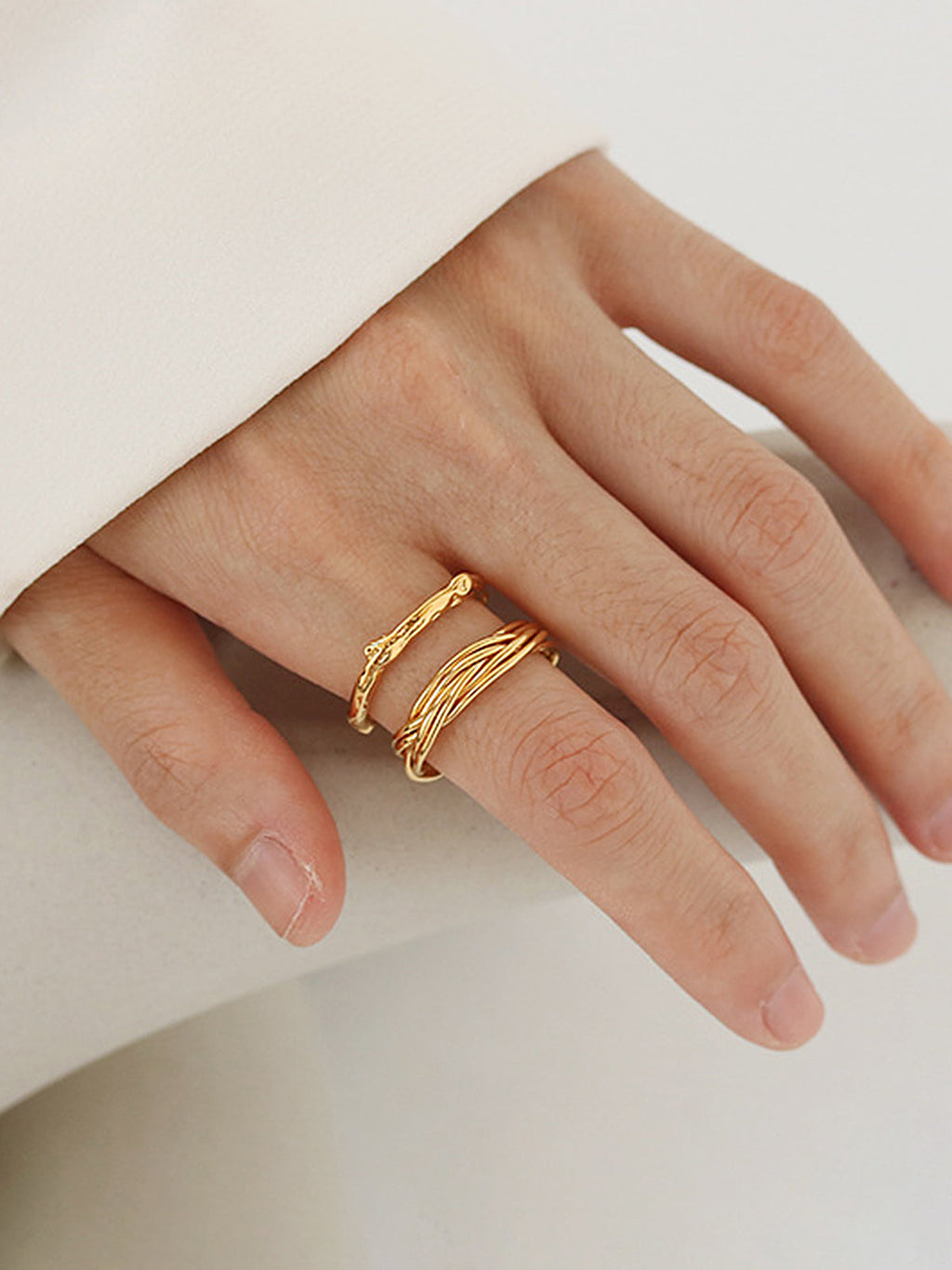 Metal Line Open Ring in Gold — Svelte Chic