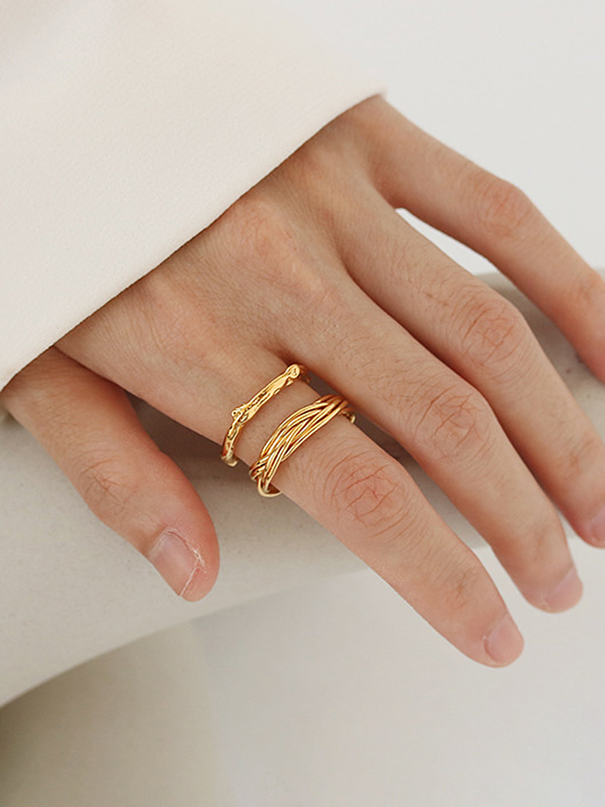 Metal Line Open Ring in Gold — Svelte Chic