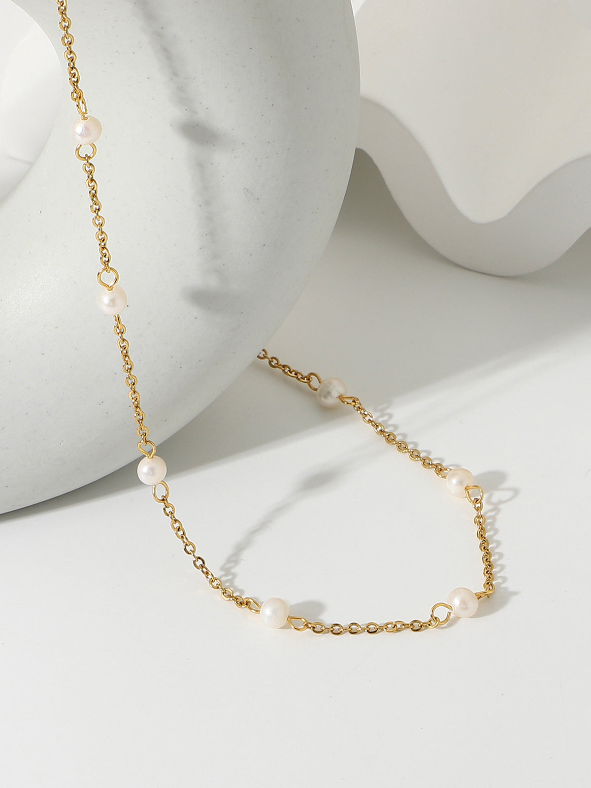 Pearl Chain Necklace — Svelte Chic