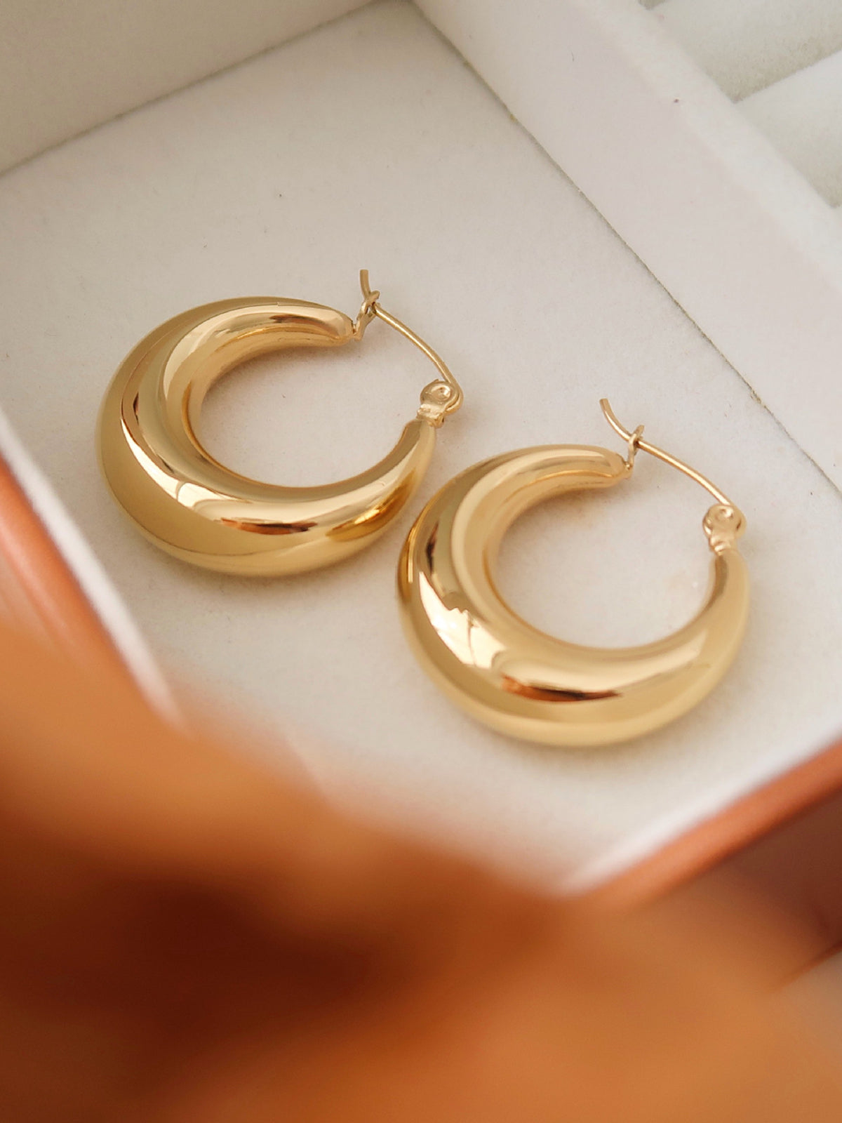 Gold Hoop Earrings, 3.9 cm — Svelte Chic