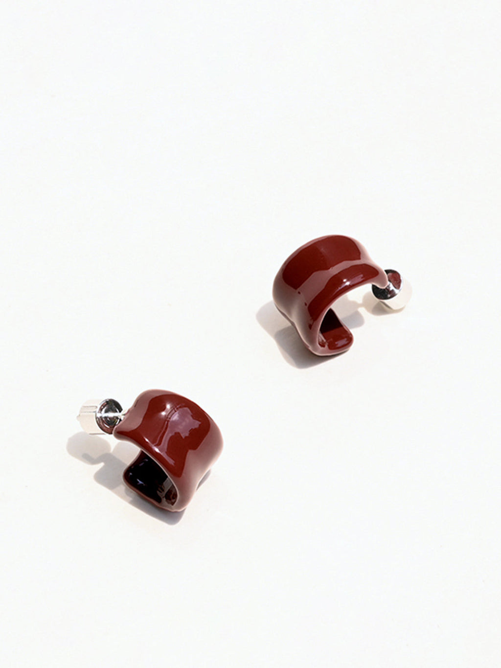 Textured Enamel C-Shape Earrings in Burgundy — Svelte Chic