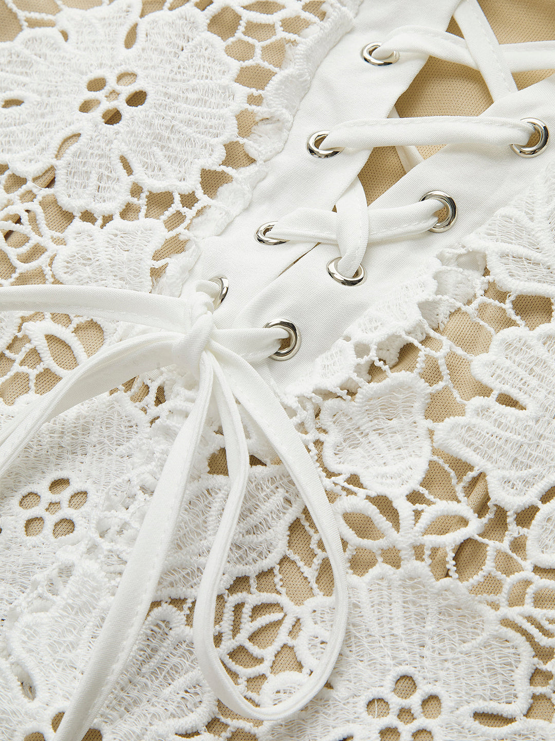 Yarı Şeffaf İki Katmanlı Abiye Dantel Elbise