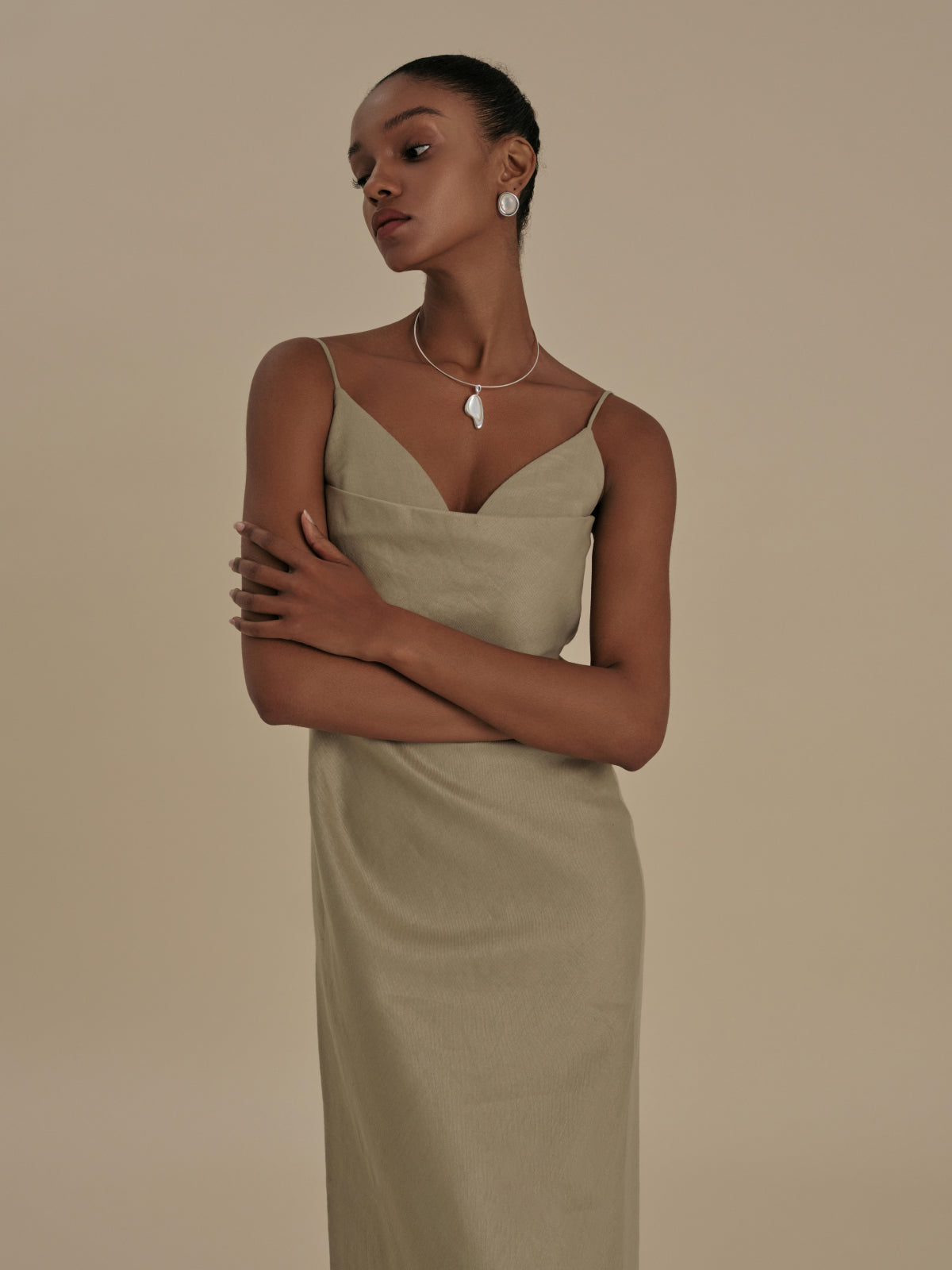 Luminous Pearl Pendant Necklace — Svelte Chic