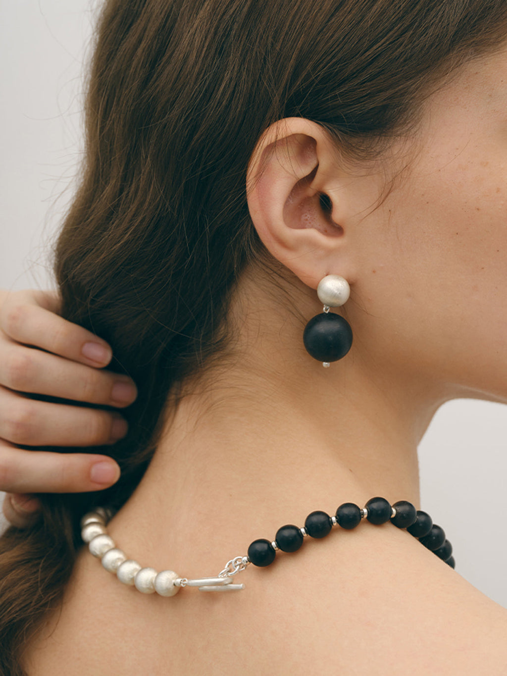 Two-Tone Sandalwood Earrings — Svelte Chic