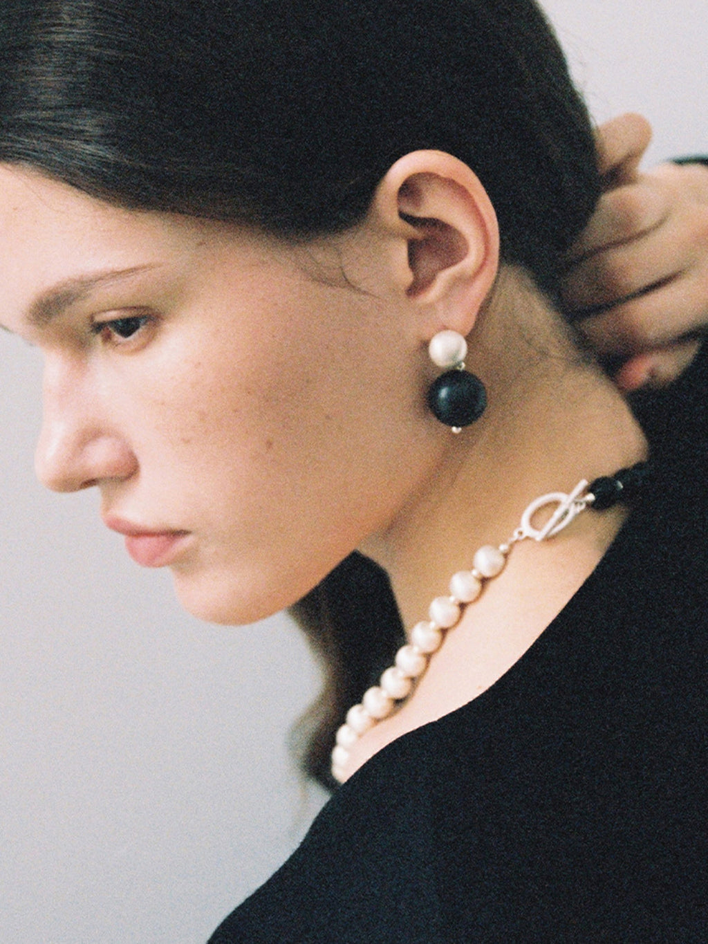 Two-Tone Sandalwood Earrings — Svelte Chic