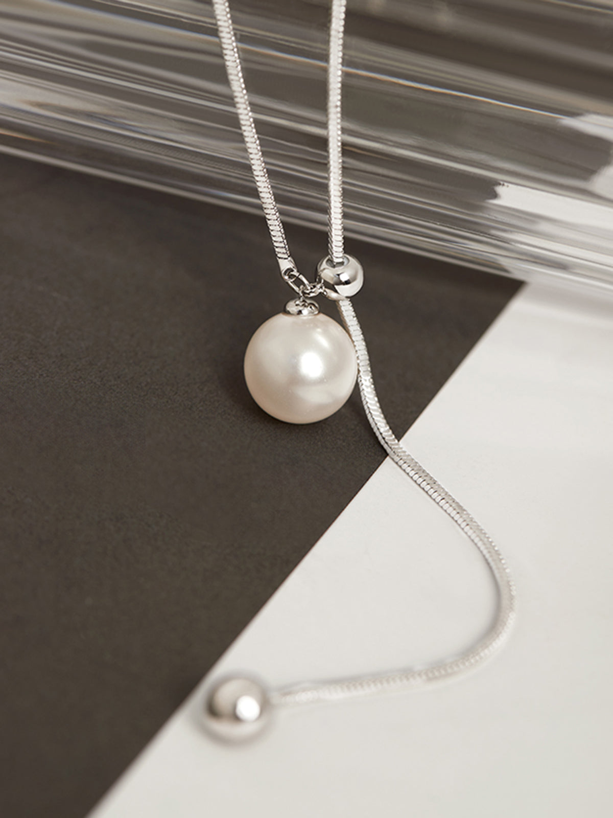 Pearl Lariat Y-Shape Necklace in Silver — Svelte Chic