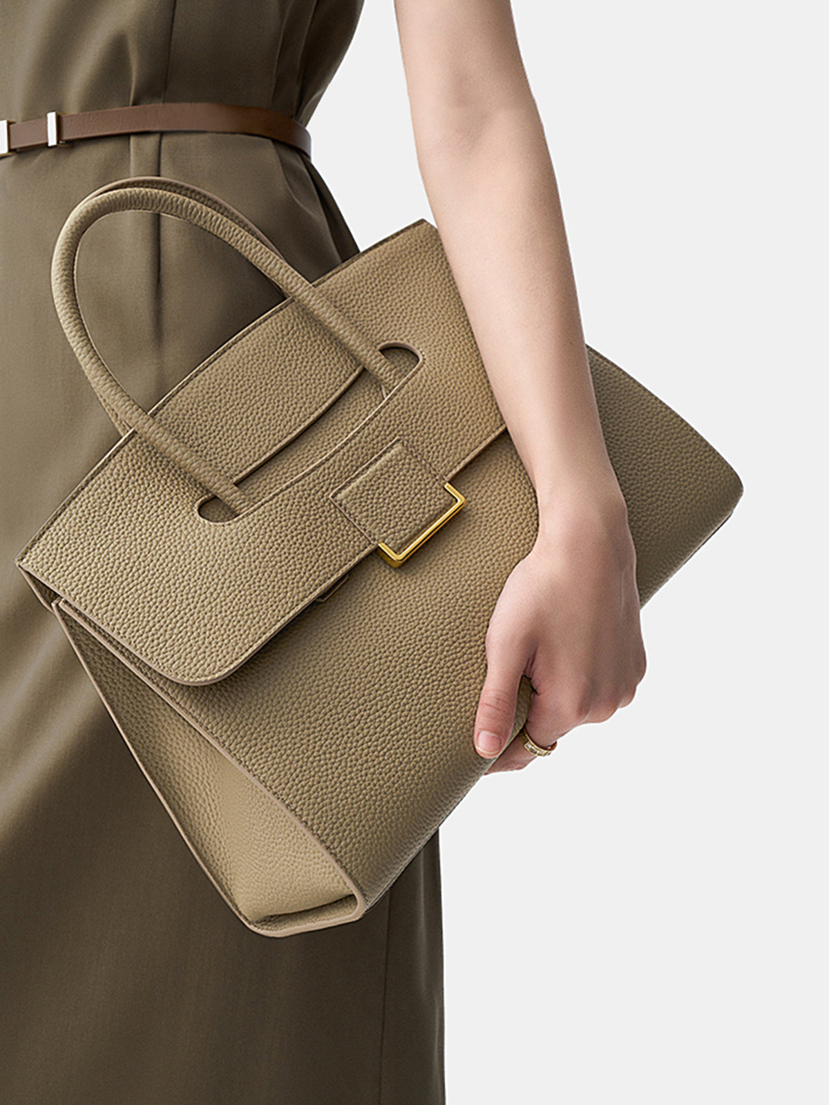 Metropolitan Tote Bag in Light Brown — Svelte Chic