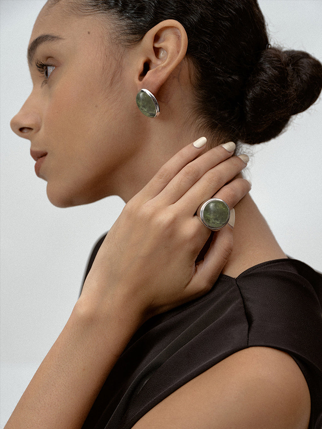 Spectrolite Ring in Moss Green — Svelte Chic