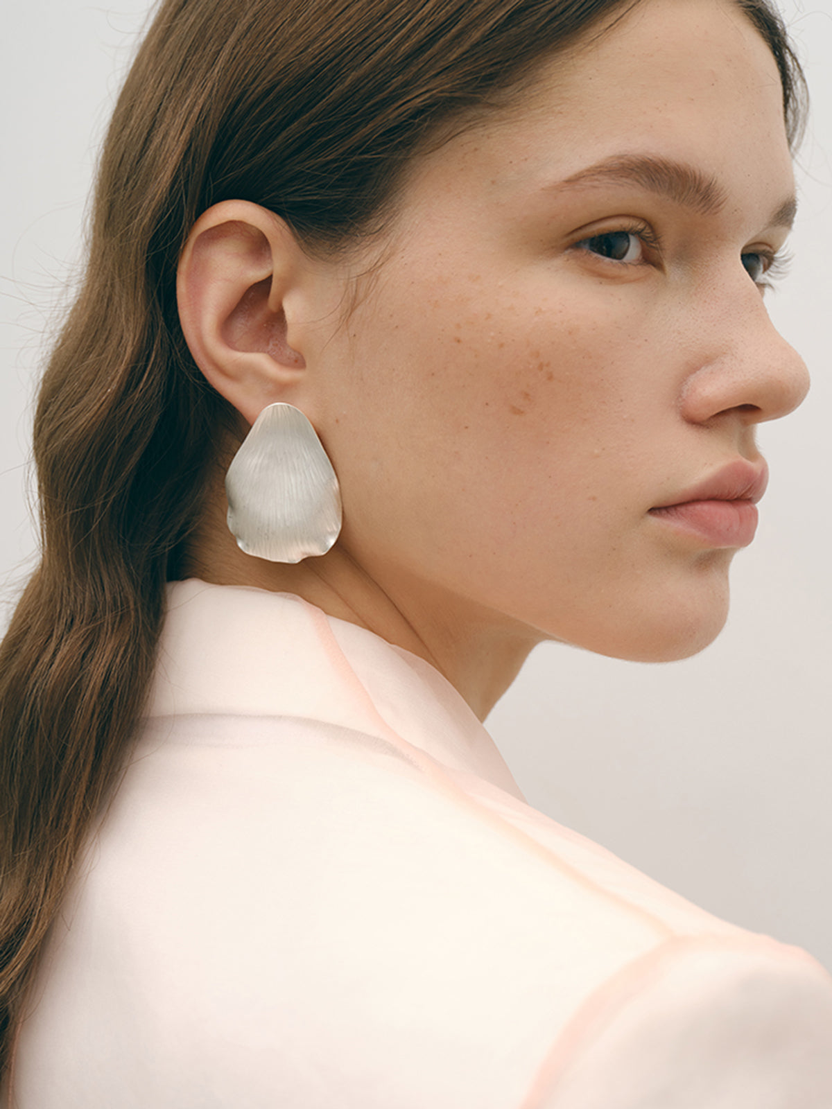 Petal Bloom Earrings in Silver — Svelte Chic