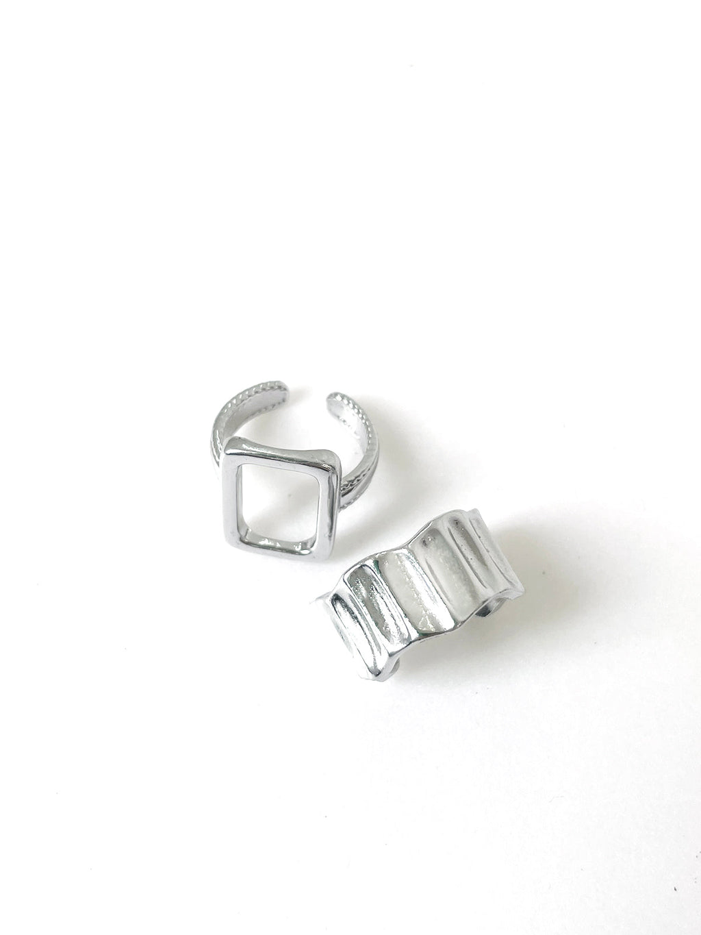 Geometric Ribbed Ring Set, 2 Pieces — Svelte Chic