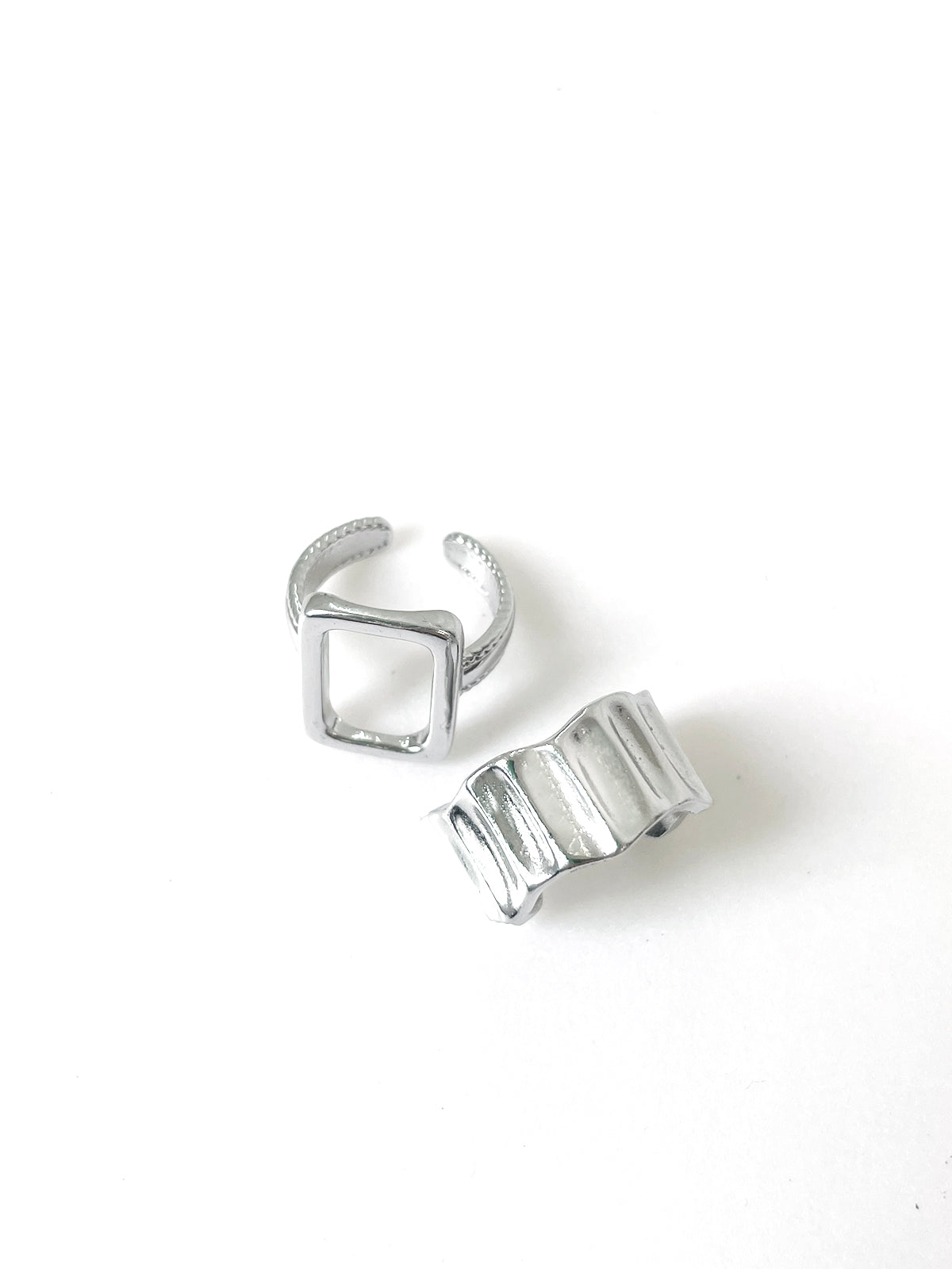 Geometric Ribbed Ring Set, 2 Pieces — Svelte Chic