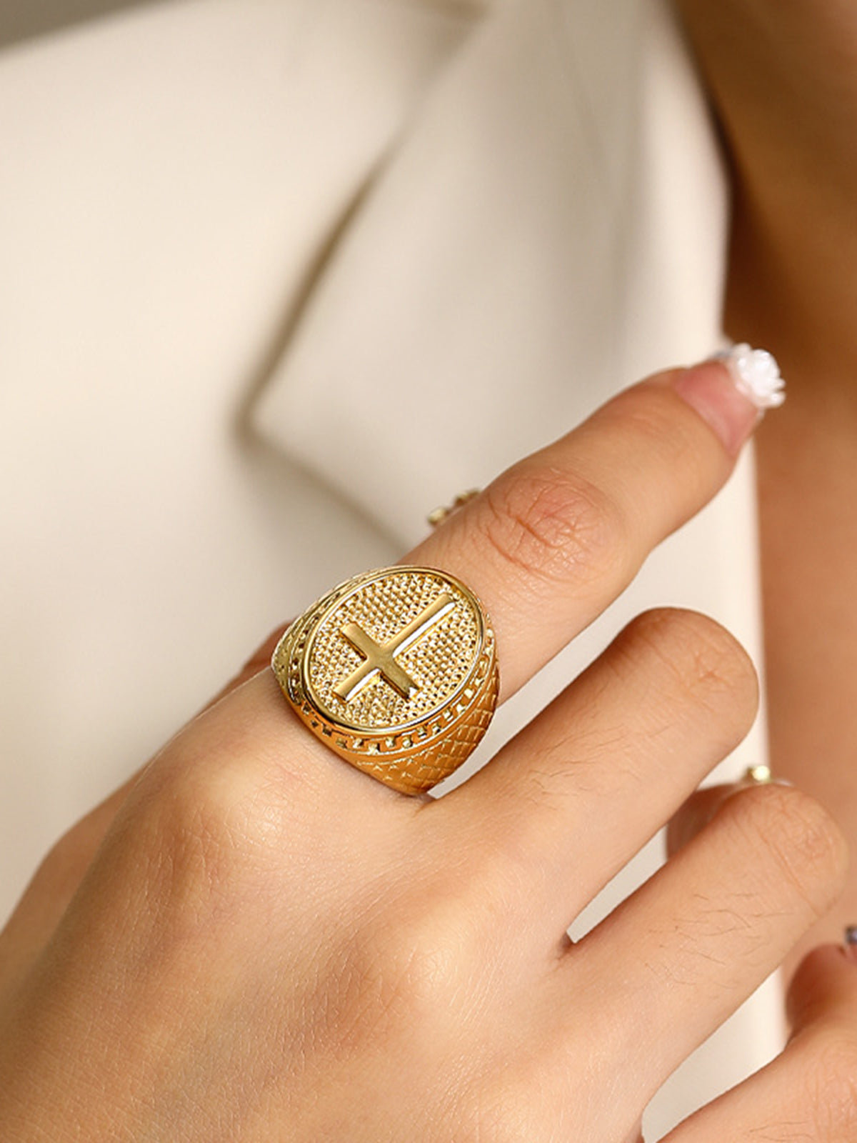 Retro Textured Cross Ring in Gold — Svelte Chic