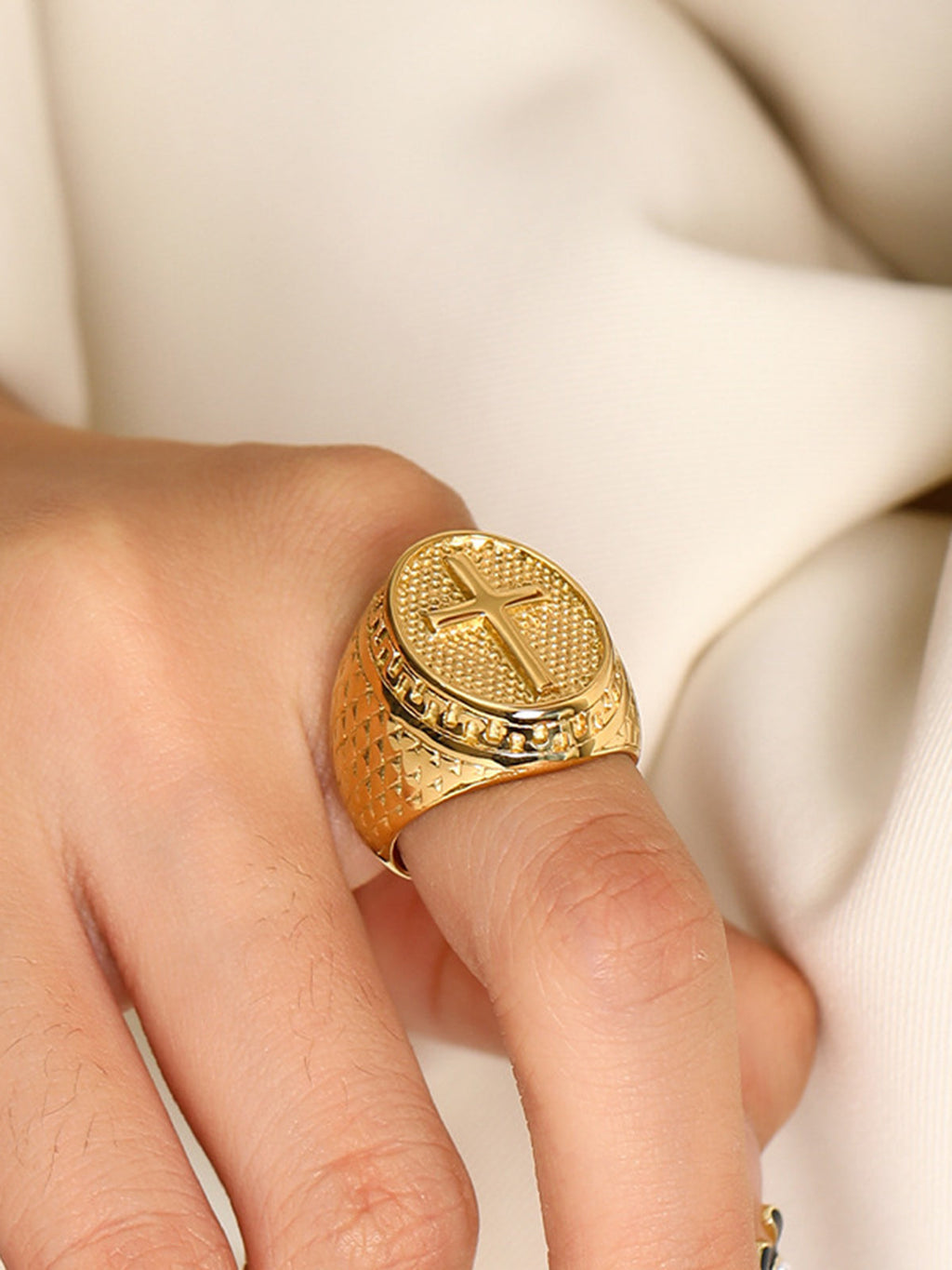 Retro Textured Cross Ring — Svelte Chic