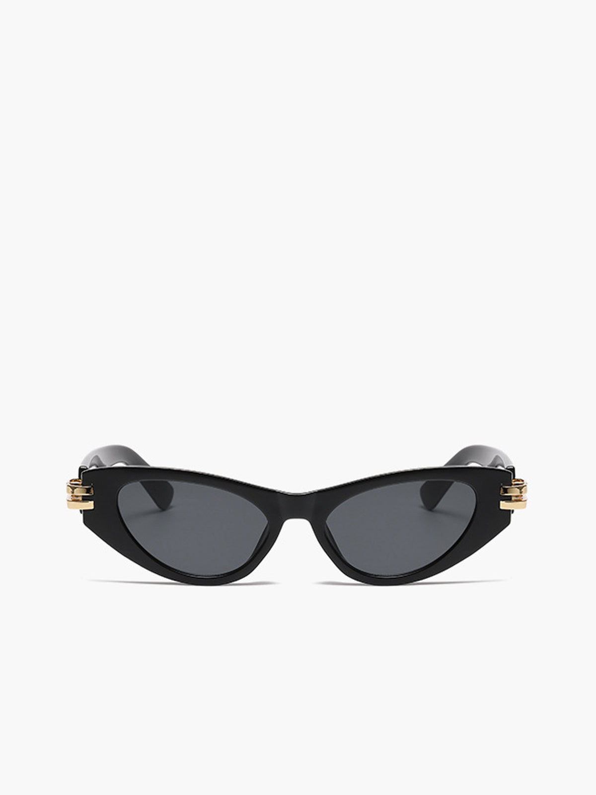 Cat Eye Sunglasses in Black — Svelte Chic