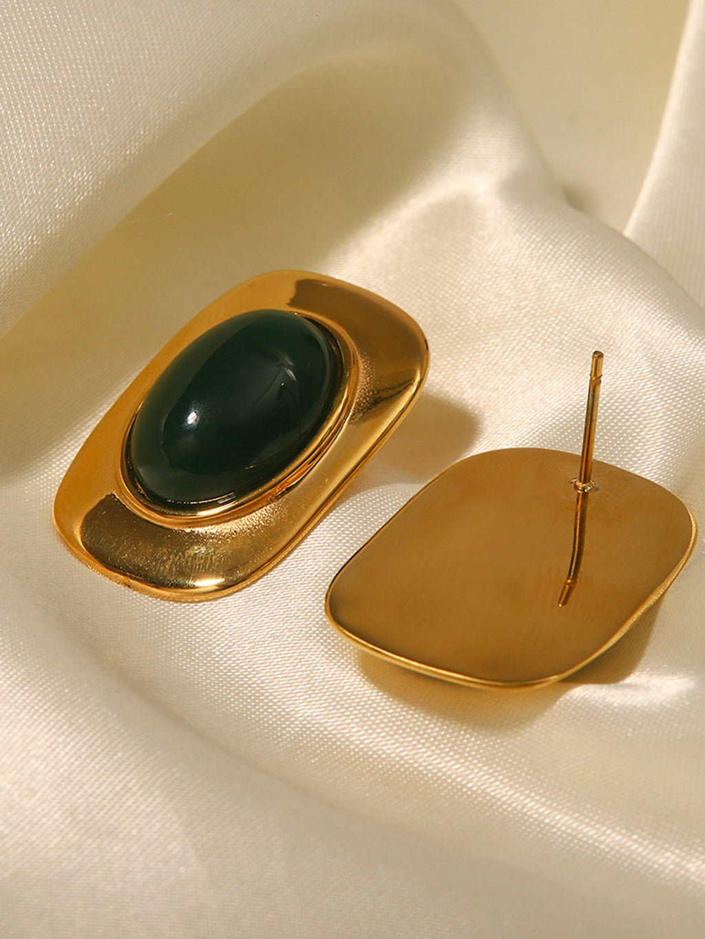 Vintage Cat's Eye Stone Earrings — Svelte Chic