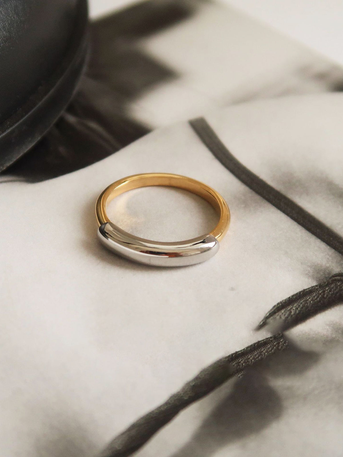 Two-Tone Glossy Hoop Ring — Svelte Chic