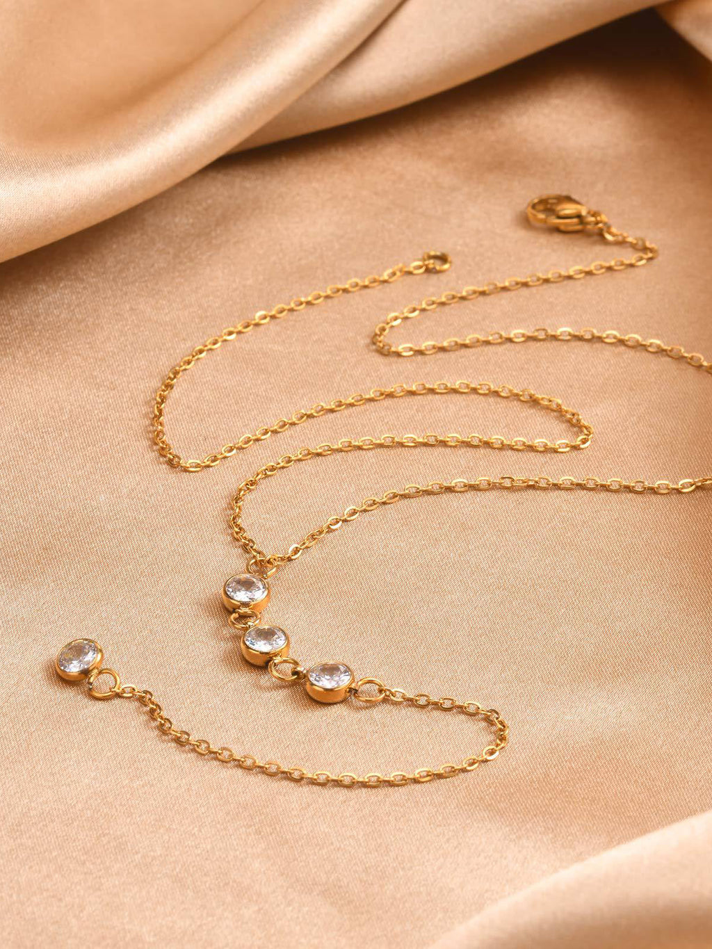Rhinestone Lariat Drop Necklace — Svelte Chic