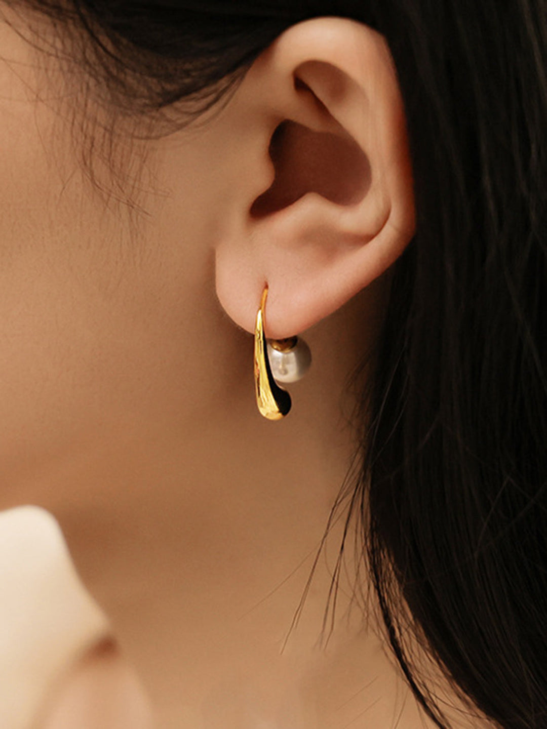 Перлени обеци във формата на фенер 