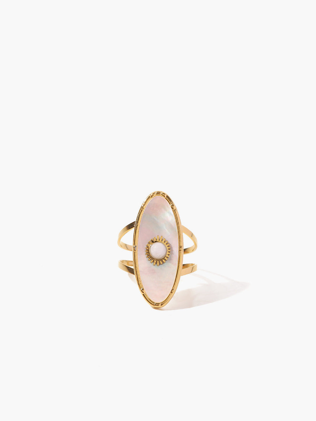 Oval Pearl Ring — Svelte Chic