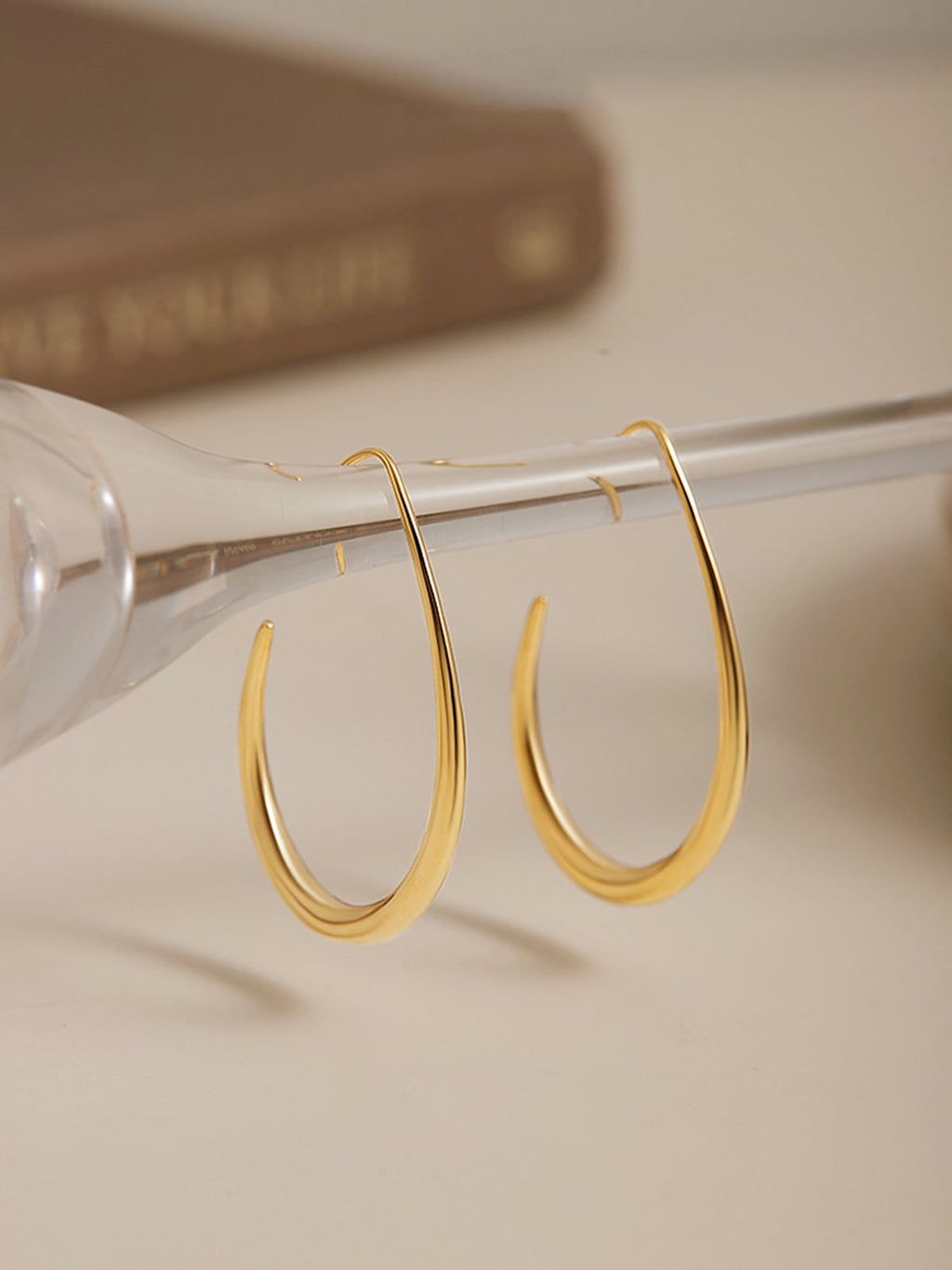Fluid Hoop Earrings — Svelte Chic