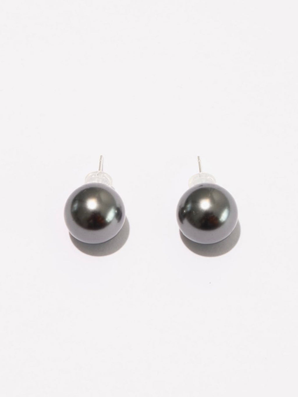 Silver Pearl Stud Earrings — Svelte Chic