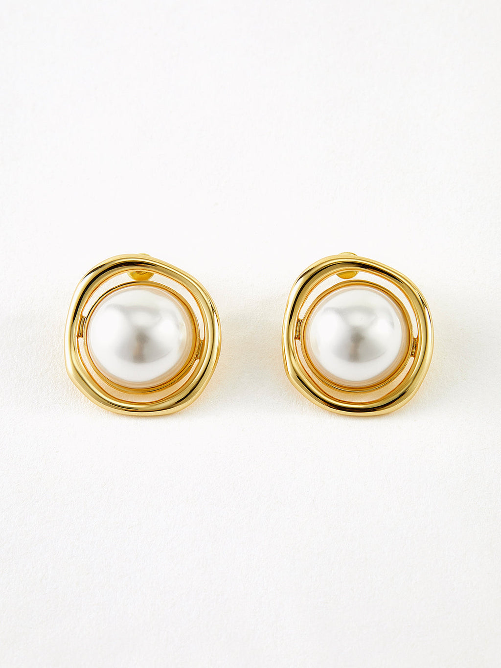 Gold Edge Pearl Stud Earrings in Gold — Svelte Chic