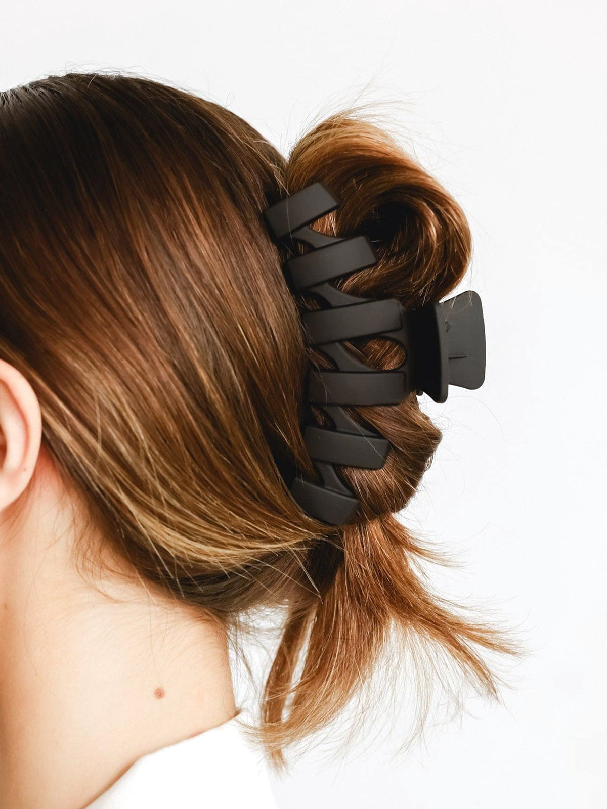 Plain Retro Hair Claw — Svelte Chic