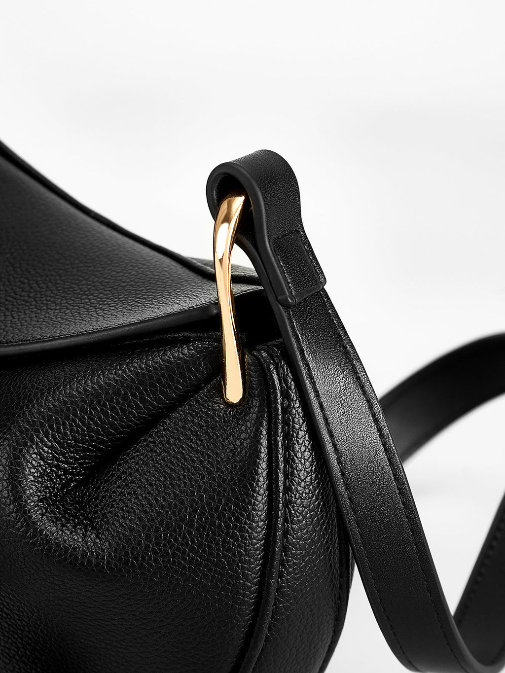 Textured Magnetic Crossbody Bag — Svelte Chic