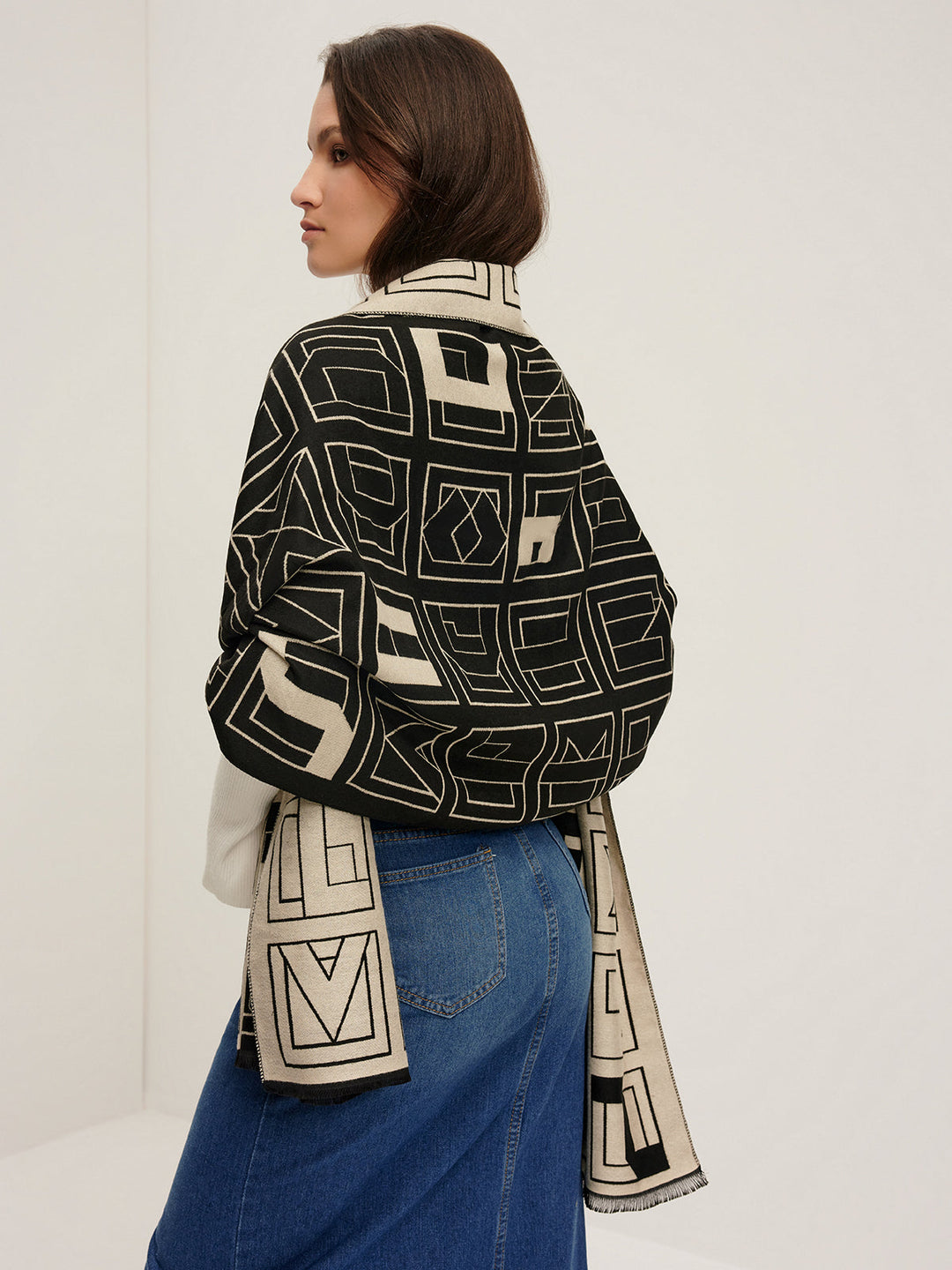 Vintage İki Tonlu Harfli Şal