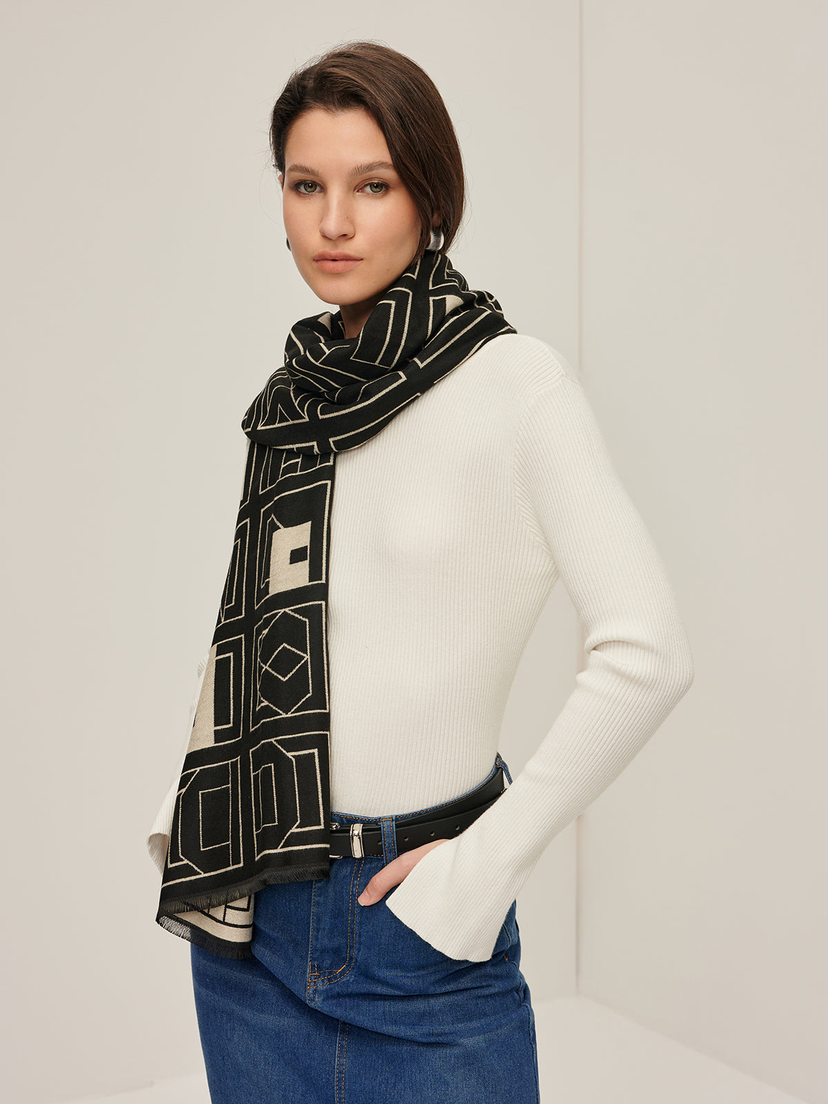 Vintage Two-Tone Letter Scarf — Svelte Chic