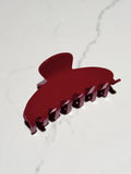 Retro Glossy Hair Claw in Burgundy — Svelte Chic