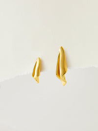 Asimetrik Kağıt Uçak Pliseli Küpeler