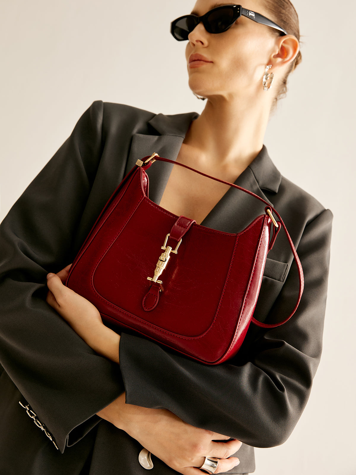 Magnetic Zip Shoulder Bag — Svelte Chic