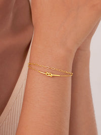 Стилна двуслойна гривна с възли 