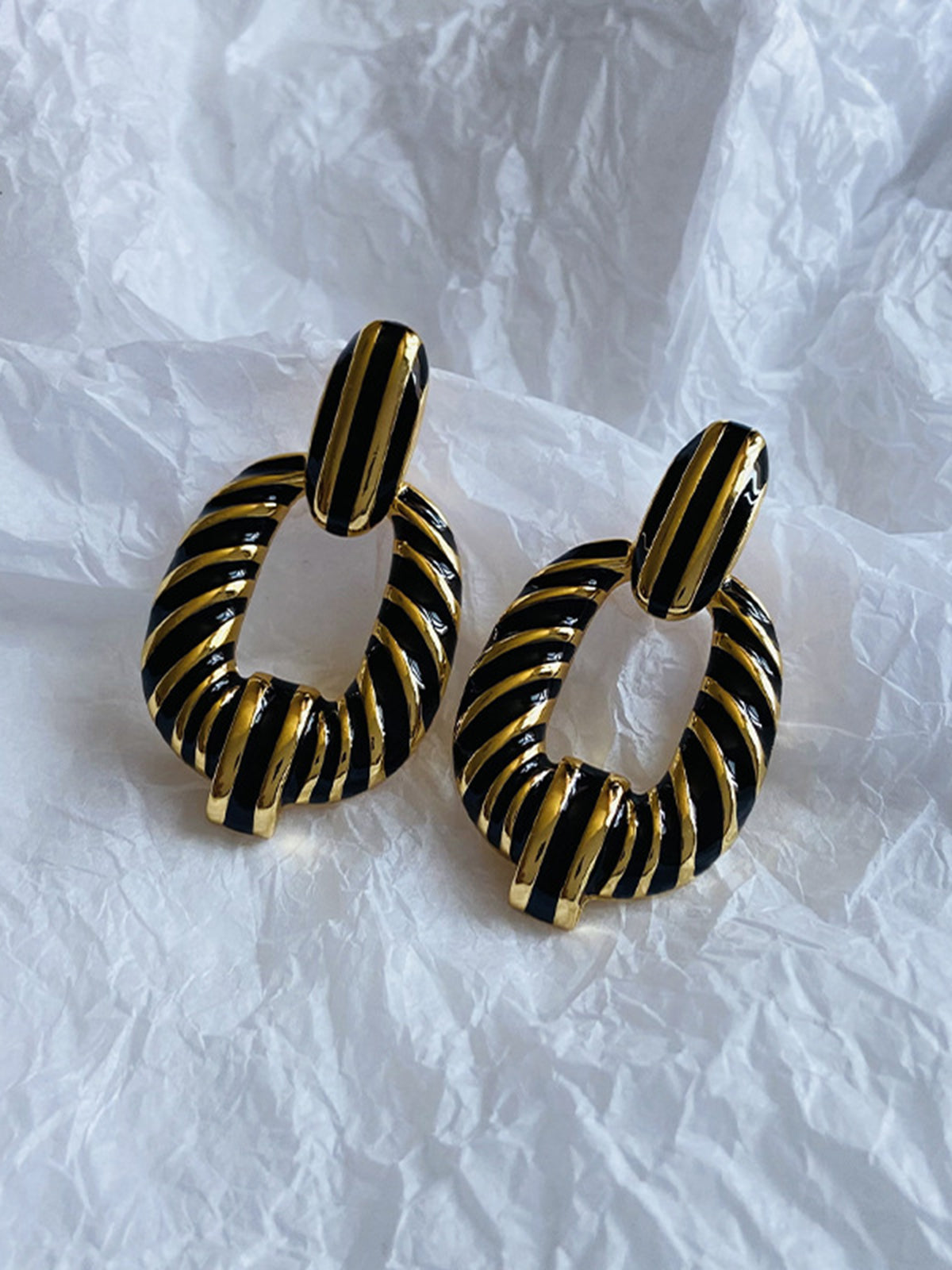 Vintage Croissant Twist Hoop Earrings — Svelte Chic