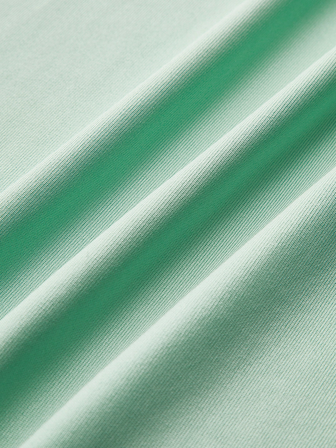 Елегантна вечерна плисирана рокля с кръстосан гръб и колан 