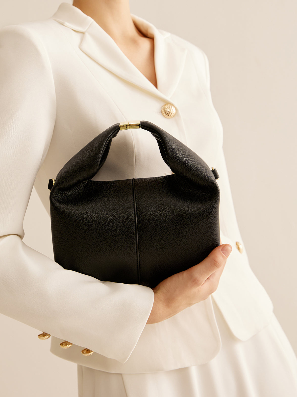 Metal Detail Round Handle Bag in Black — Svelte Chic