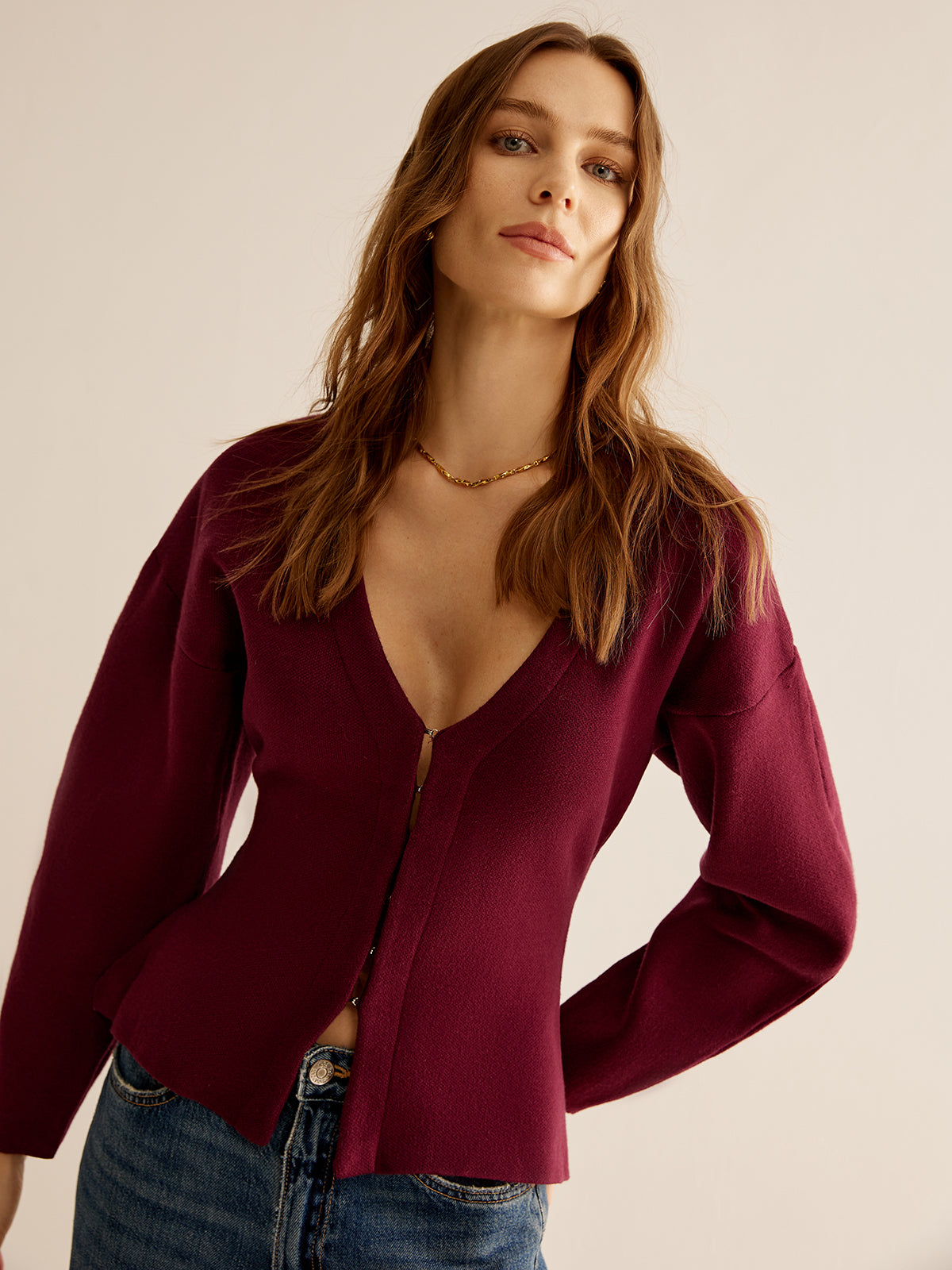 V-Neck Slim Fitted Cardigan — Svelte Chic