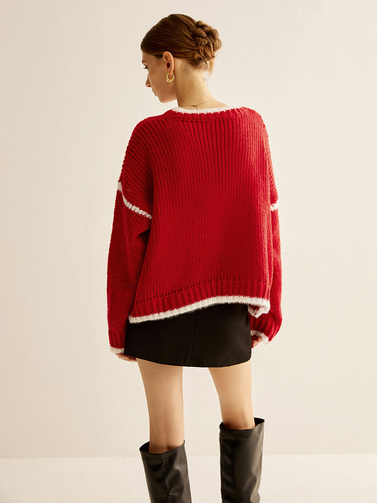 Crew Neck Contrast Binding Sweatshirt — Svelte Chic