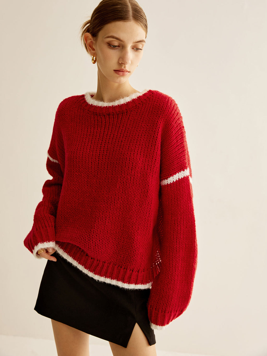 Crew Neck Contrast Binding Sweatshirt — Svelte Chic