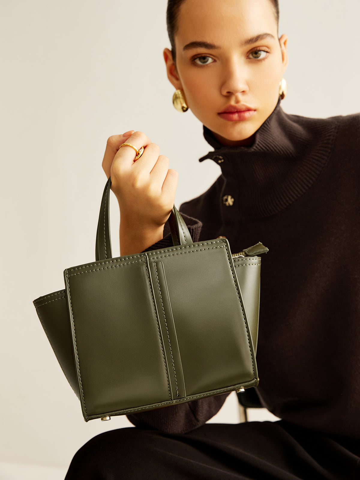 Vintage Two-Way Zip Handbag in Army Green — Svelte Chic