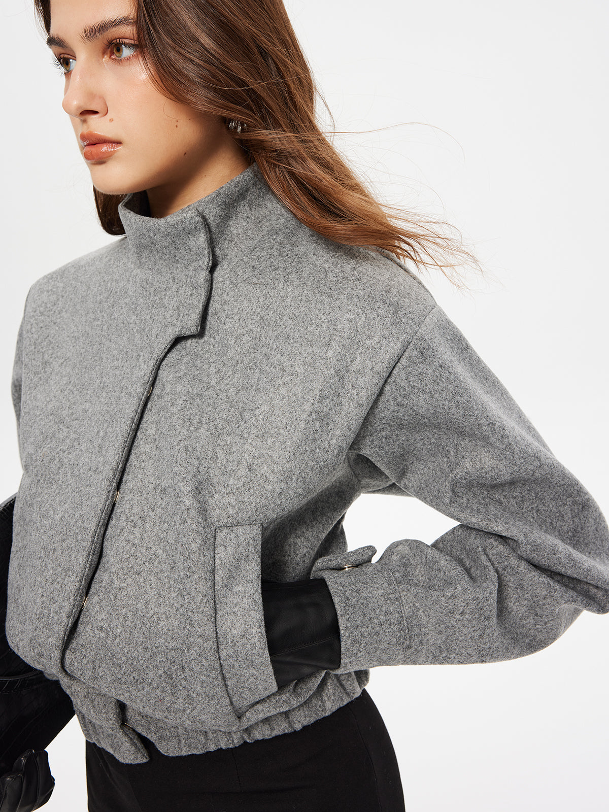 Button Clasp Cropped Blazer — Svelte Chic