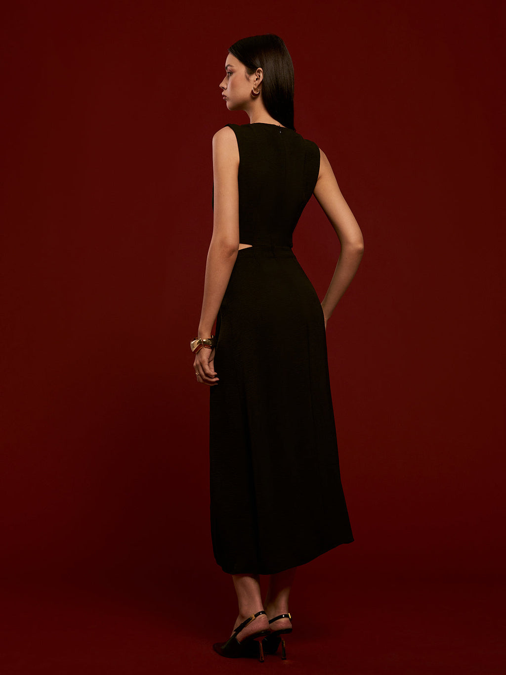 Metal Ring Cutout Pleated Maxi Dress — Svelte Chic