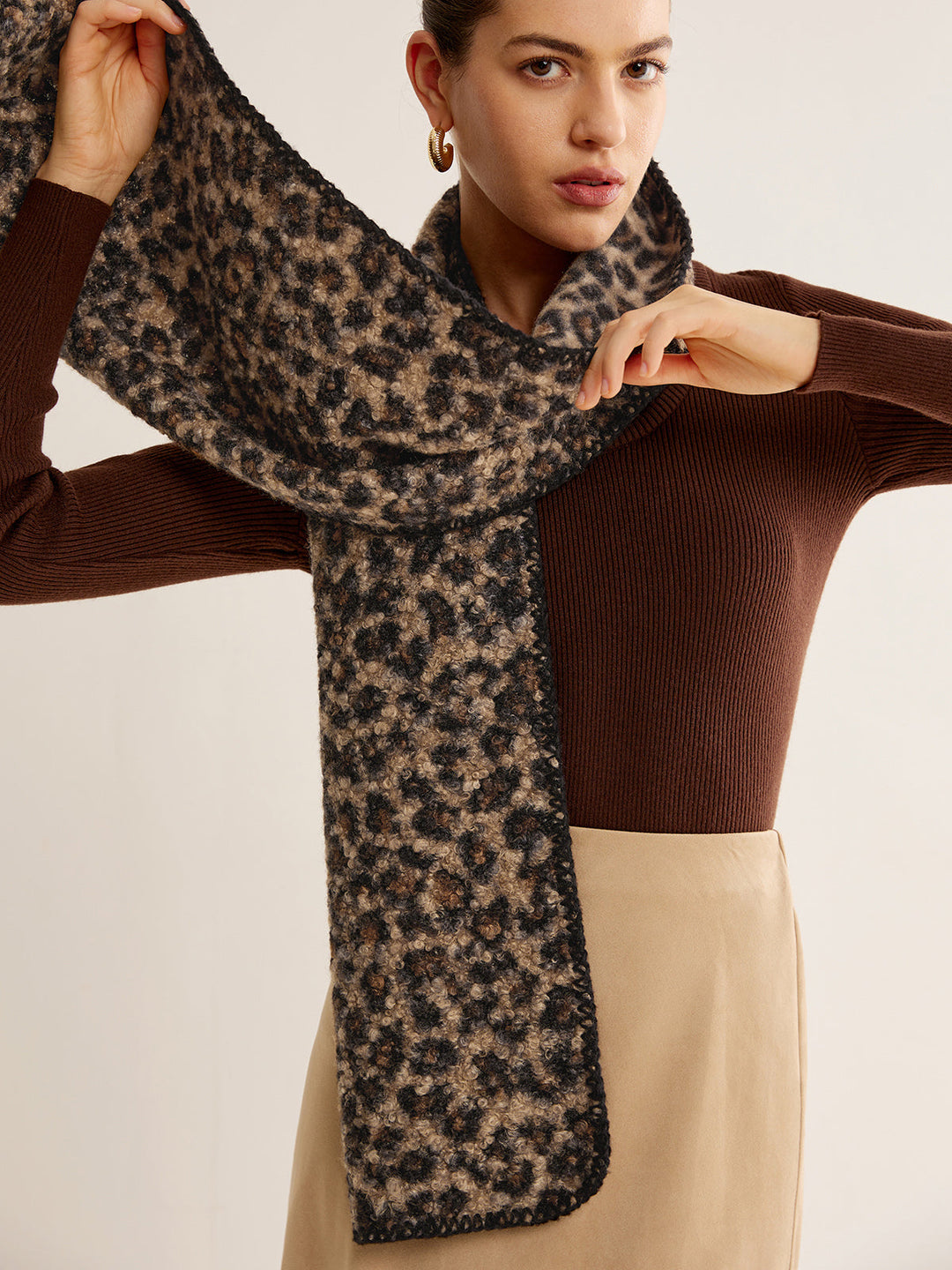 Шал Минки с леопардов принт 