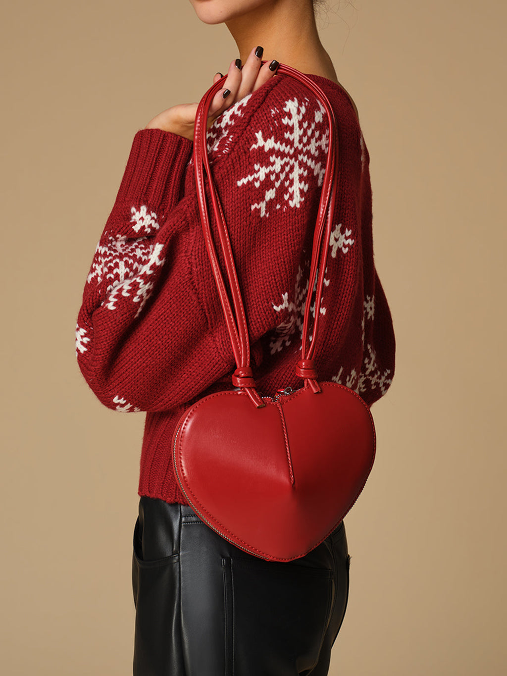 Heart Detail Shoulder Bag — Svelte Chic